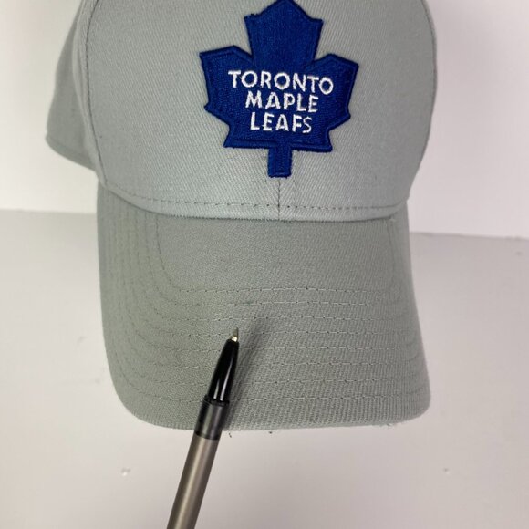 Toronto Maple Leafs Hat Reebok Face Off Headwear Gray Men's Size M/L Stretch NHL - Picture 4 of 11